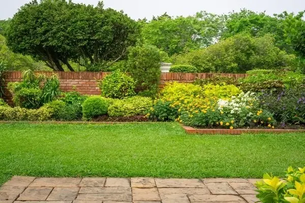 Professional landscape contractor in Union, NJ